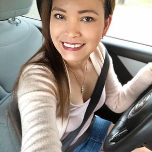 Meet your Posher, Ely